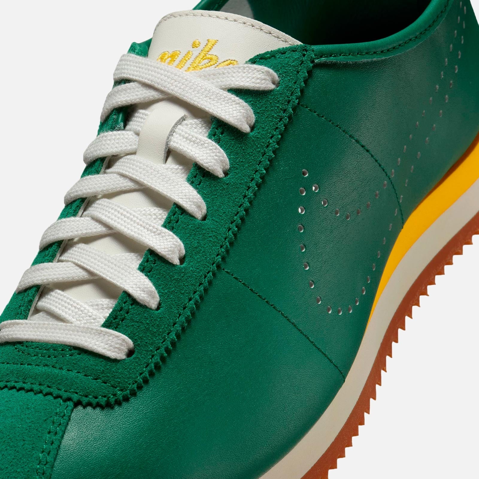 Cortez Leather HQ1841 300