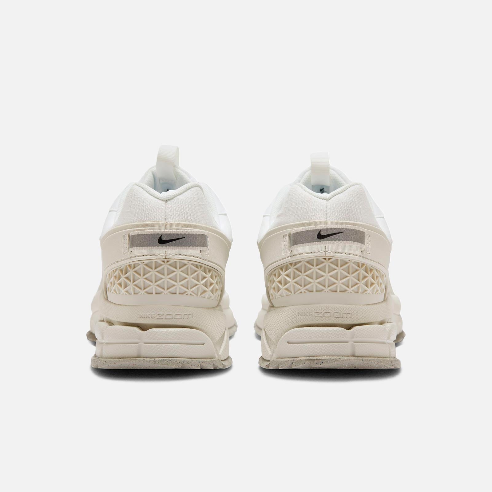 Zoom Vomero Roam HV5951 100