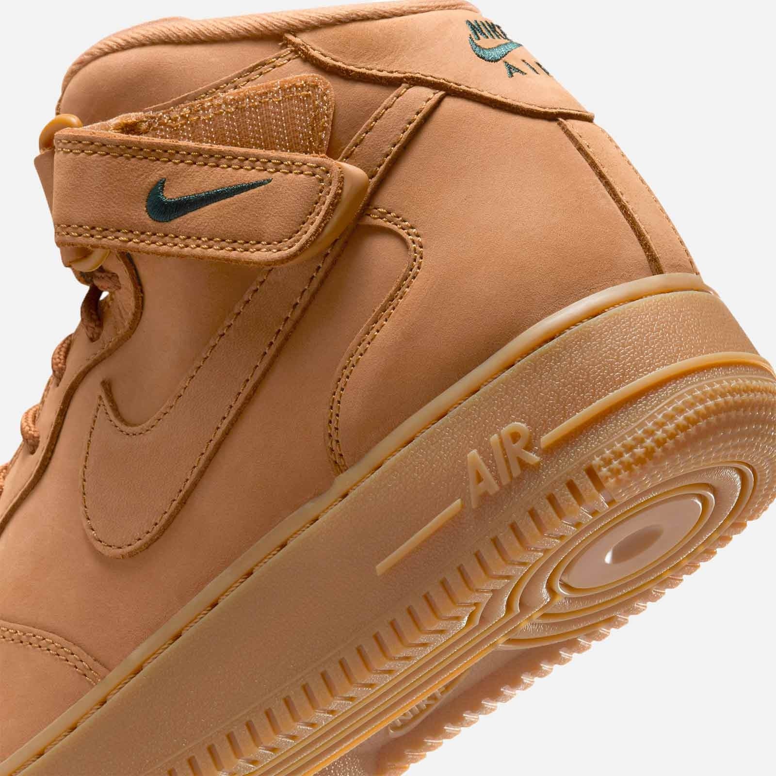 Air Force 1 Mid 715889 200