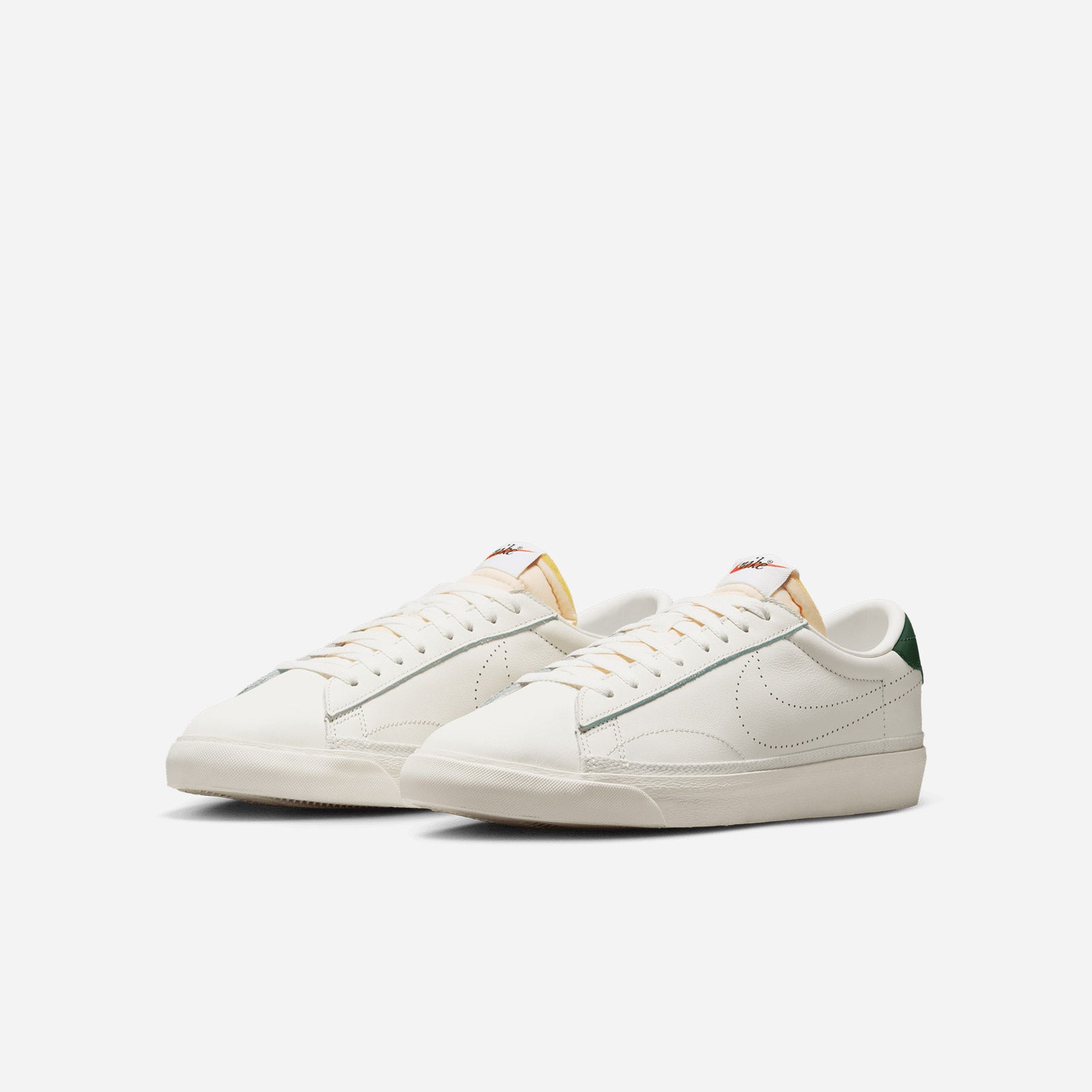 Tennis Classic AC IO1738 133