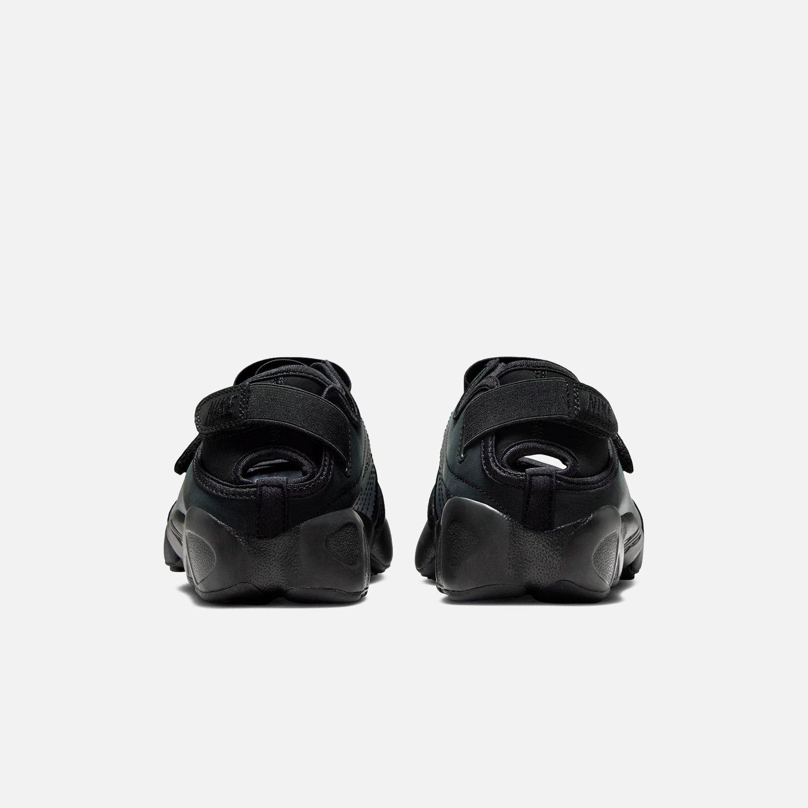 Air Rift Leather IH3656 095