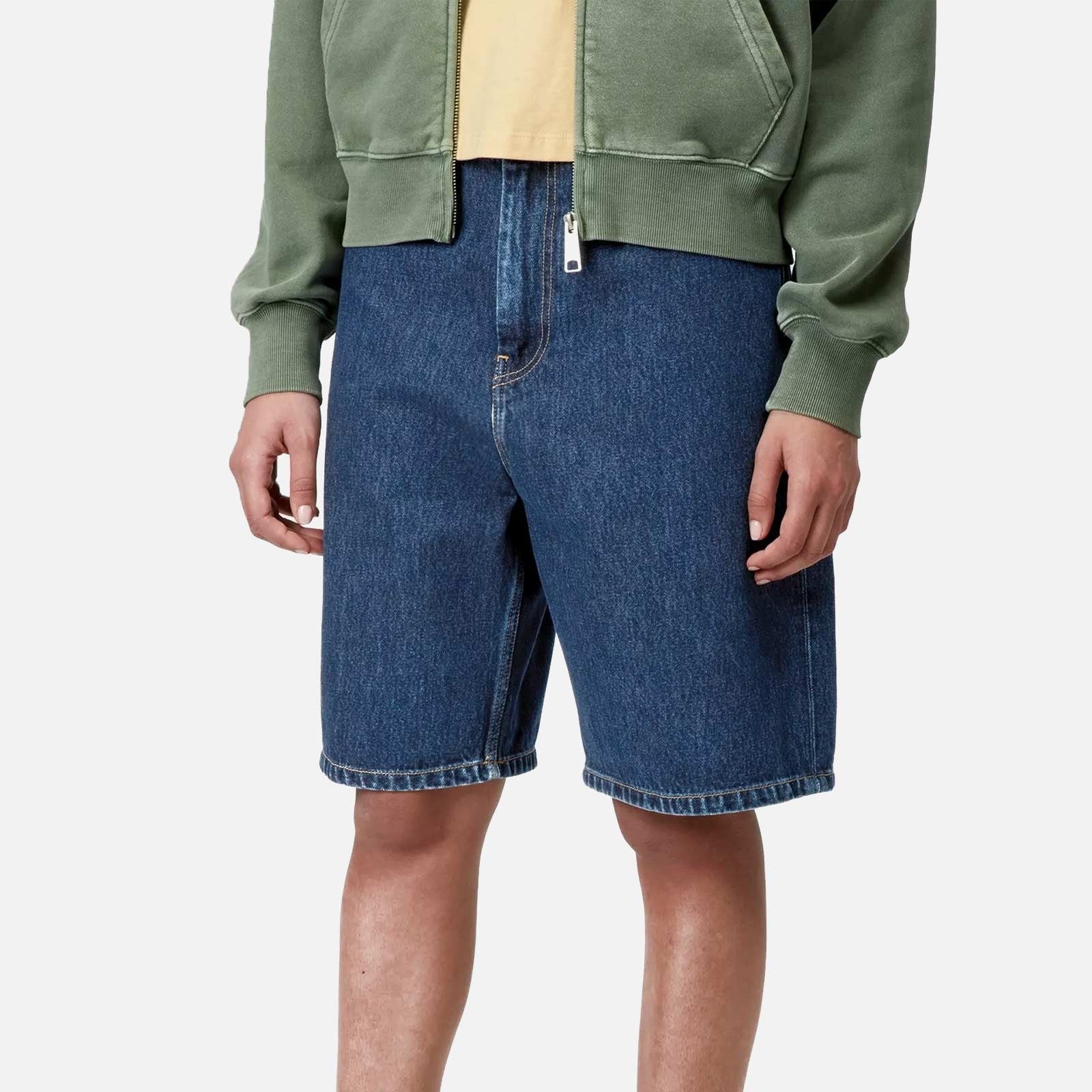 W Brandon Short I0319190106