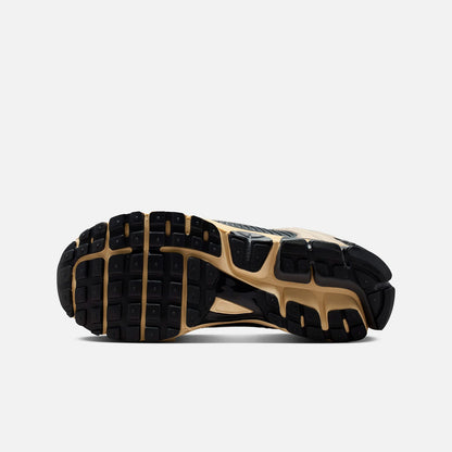 Zoom Vomero 5 HF1553 102