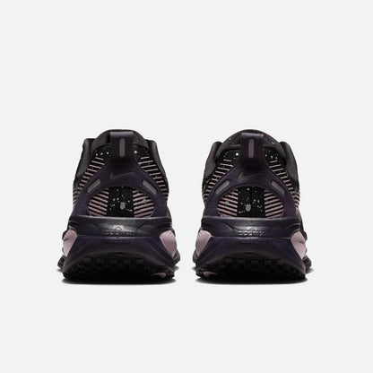 Vomero 18 SE HV1779 001