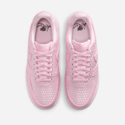 Air Force 1 07 SE Valentine s Day IQ9965 601
