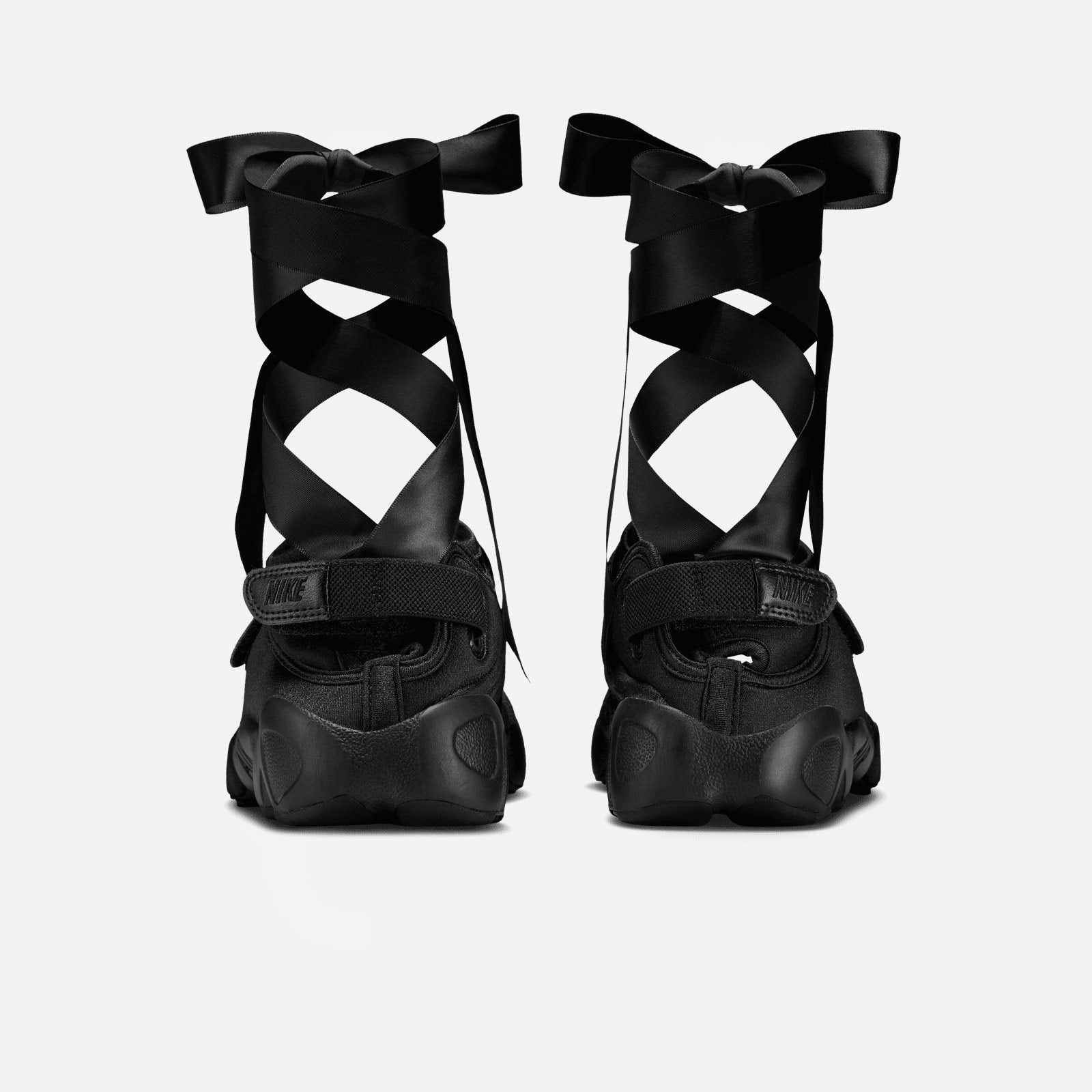 Air Rift Black Swan IH1990 010