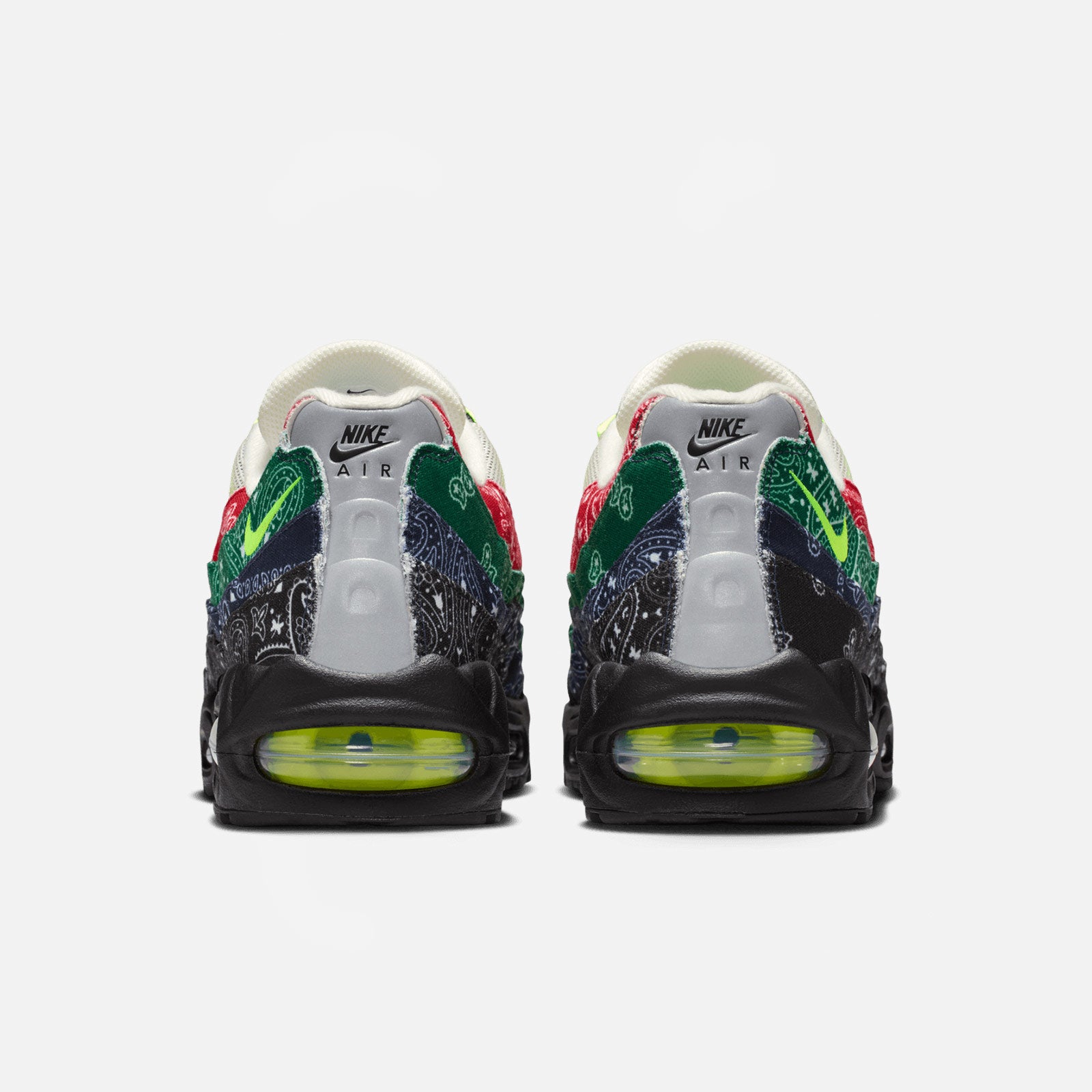 Air Max 95 OG Big Bubble Paisley Bandana IQ0620 100