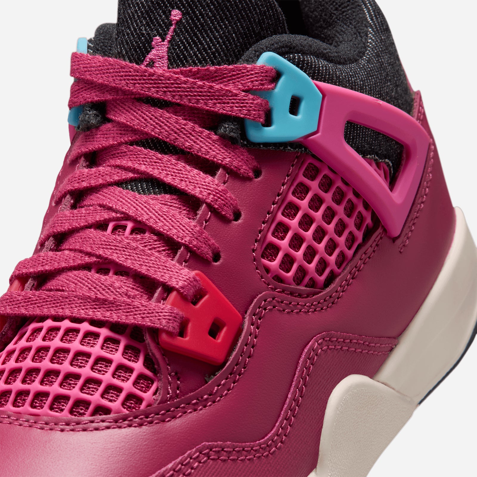 Jordan 4 Retro Sweet Beet IO2831 600