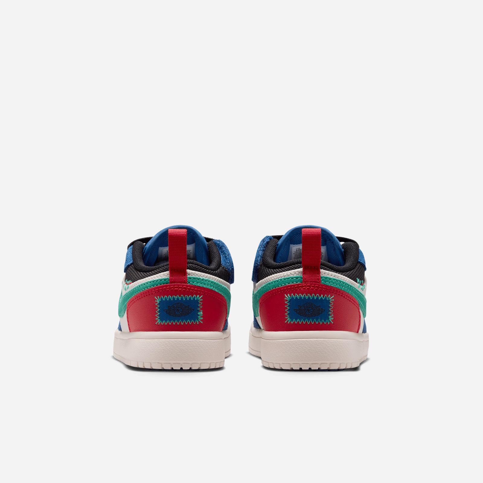 Jordan 1 Low Alt SE IO2054 401