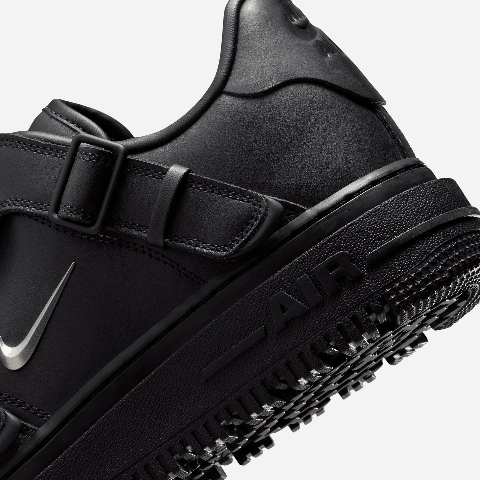 Nike Air Force 1 Low Luxe Black JA3822-010