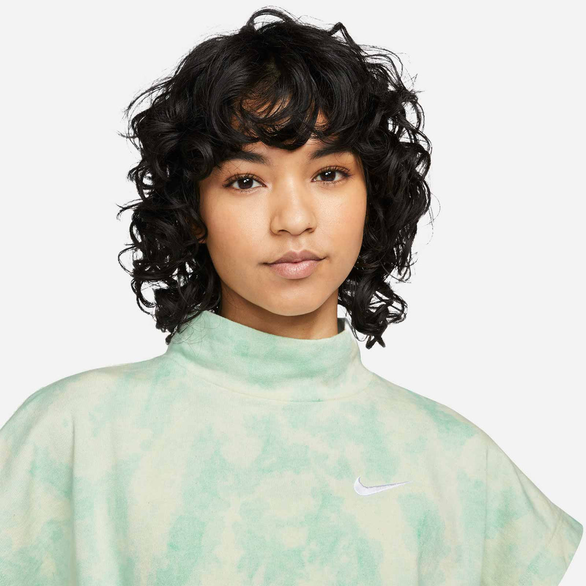 Nike DM6710-379 Sportswear Essential T-Shirt - XS