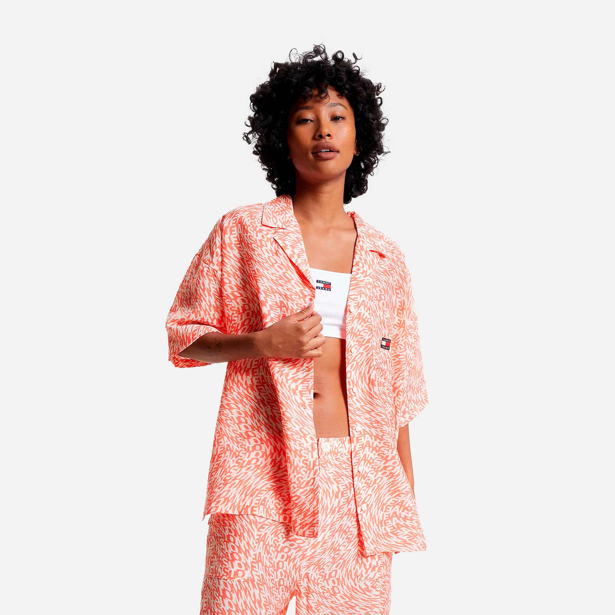 TOMMY JEANS Logomania Oversized Shirt DW0DW159060JV - S